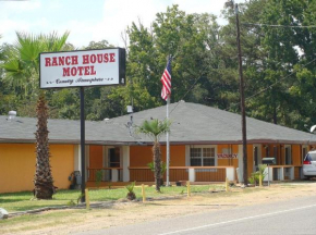 Отель Ranch House Motel Marksville  Марксвилл